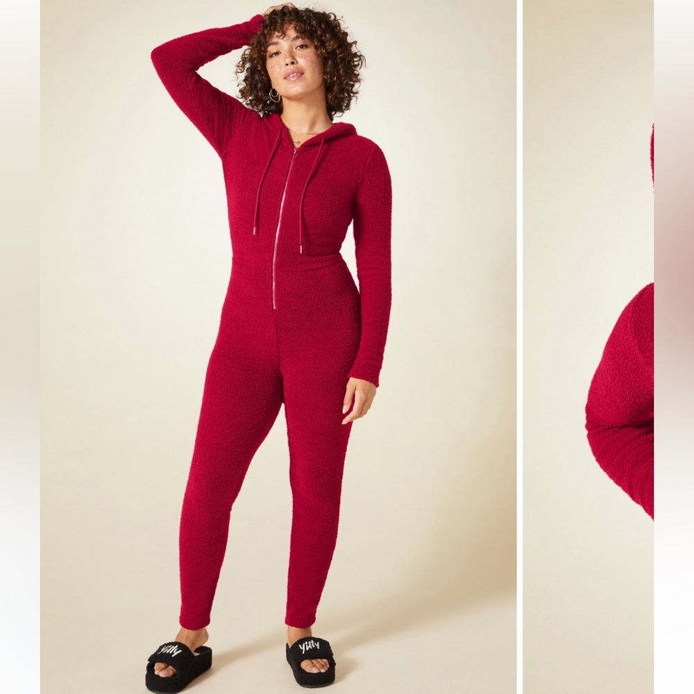 Yitty XL onesie